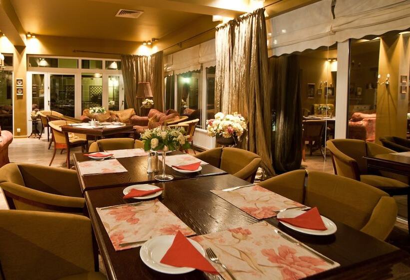 בית מלון כפרי Afrodyta Business & Spa