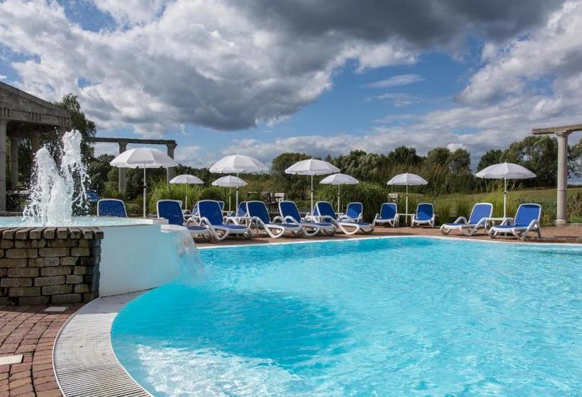 Отель Azzun Orient Spa&wellness