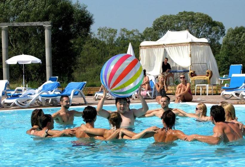 Отель Azzun Orient Spa&wellness