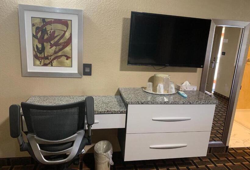 Отель Budget Inn Lake Wales