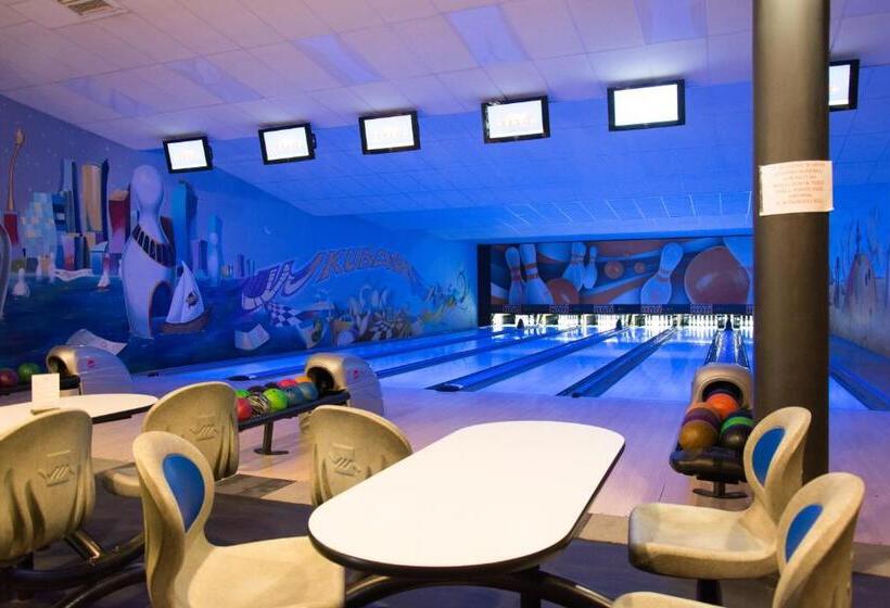ホテル Kukubara Bowling Center