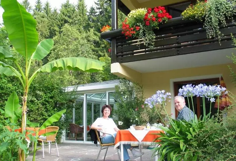 ホテル Landhaus Schreier