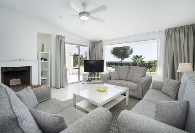 Hotel Miraflores Beach & Country Club