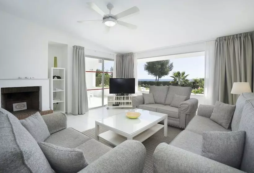 هتل Miraflores Beach & Country Club