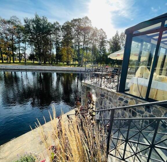 בית מלון כפרי Nad Pisą