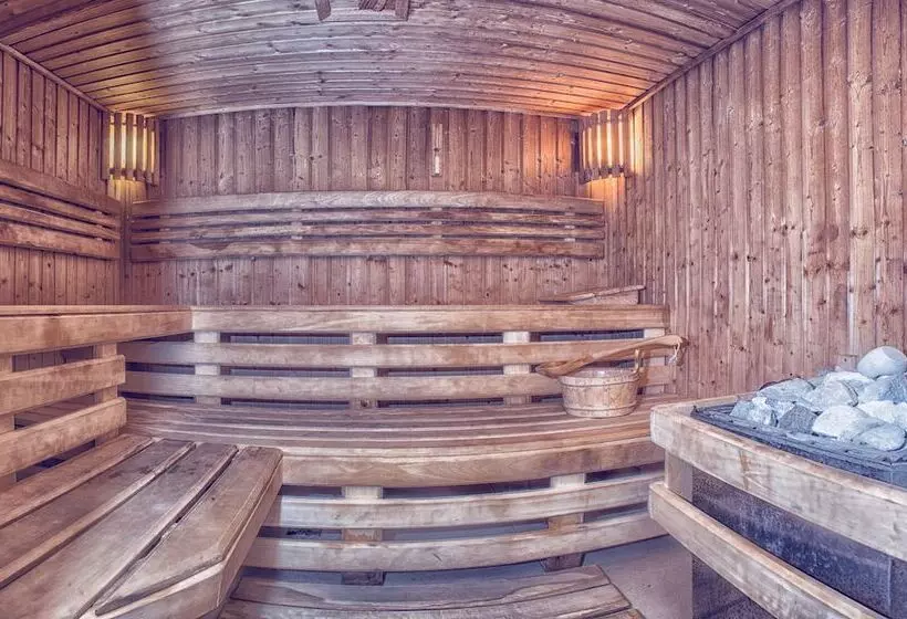 Hotelli Niemcza Wino & Spa