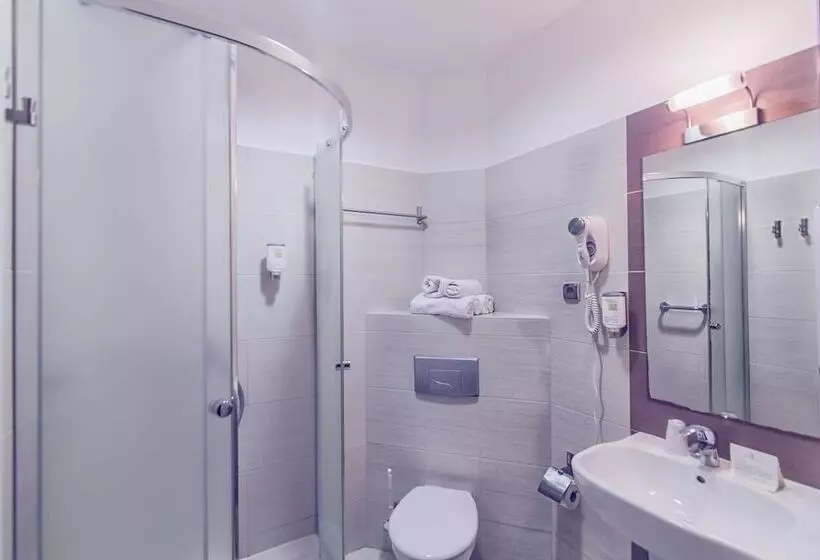 Hotelli Niemcza Wino & Spa