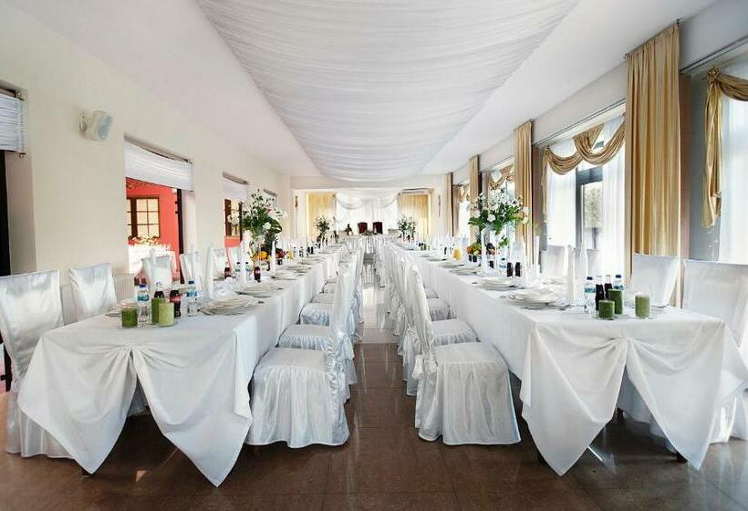 בית מלון כפרי Osada Danków