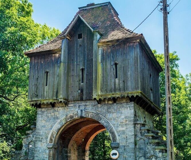 فندق Pałac Krobielowice