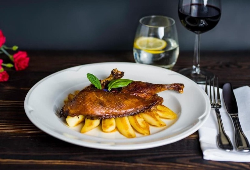 فندق Pałac Krobielowice