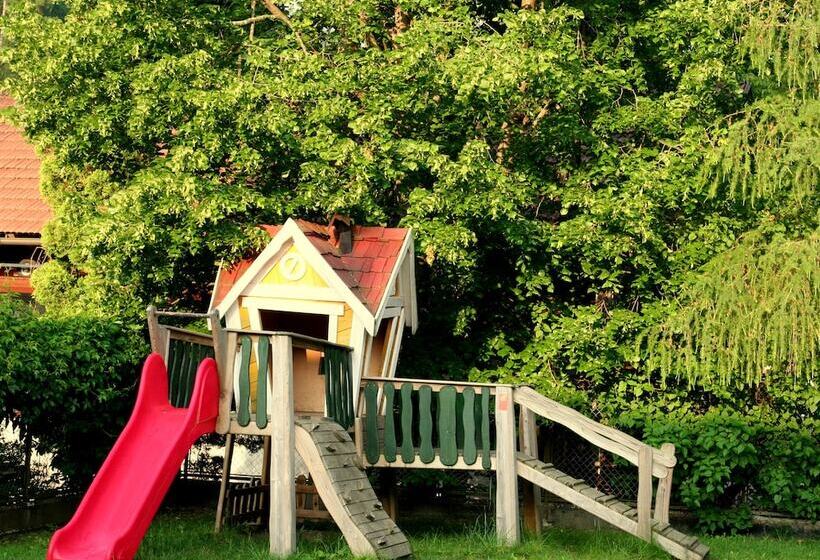 هتل Penzion Repnik