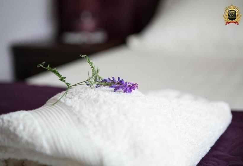 호텔 Rezydencja Bakamus