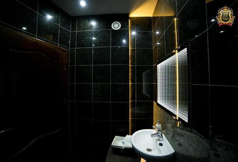 호텔 Rezydencja Bakamus