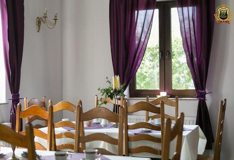 호텔 Rezydencja Bakamus