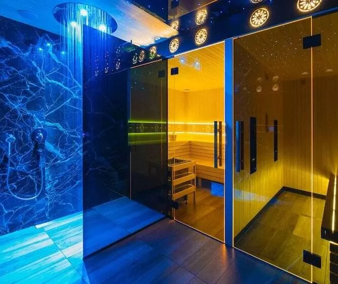 ホテル Sądelski Dwór Medical & Spa