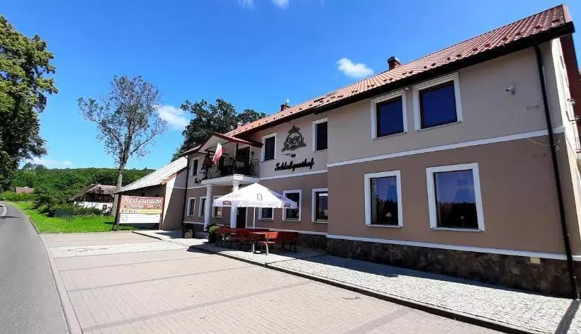 ホテル Zajazd Zamkowy   Schloßgasthof