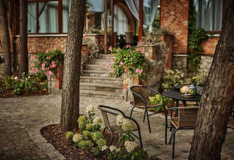 בית מלון כפרי Sphinx