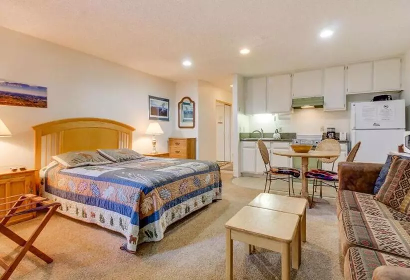 هتل St. Moritz 75