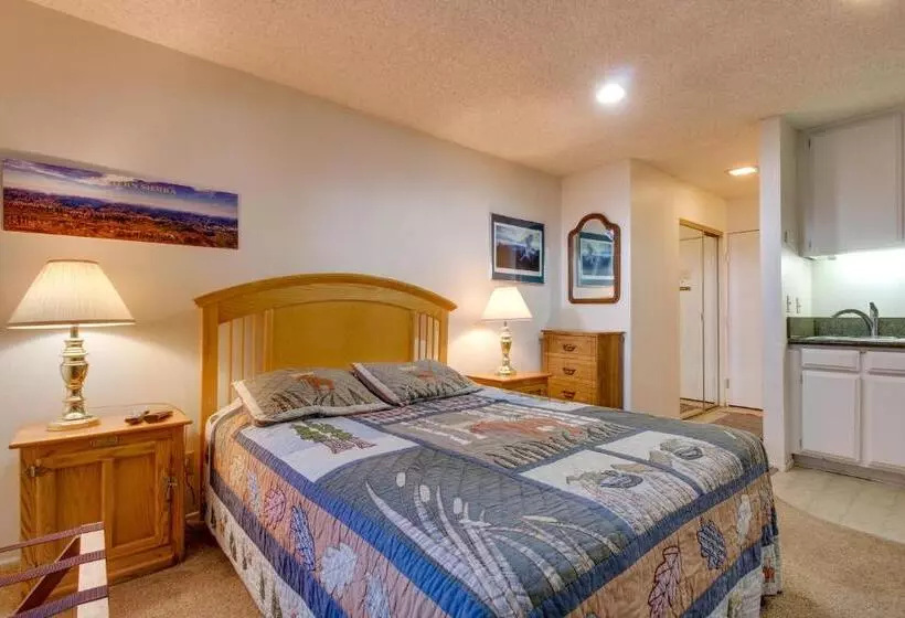 هتل St. Moritz 75