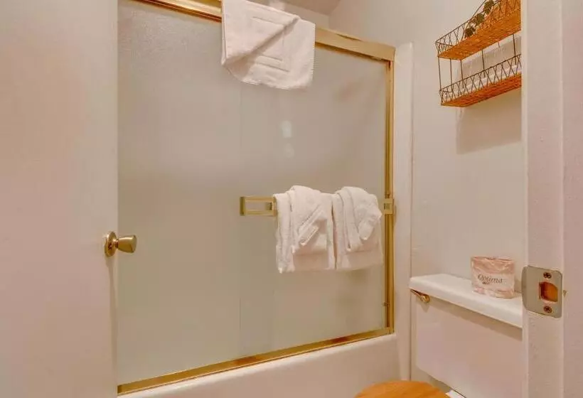 هتل St. Moritz 75