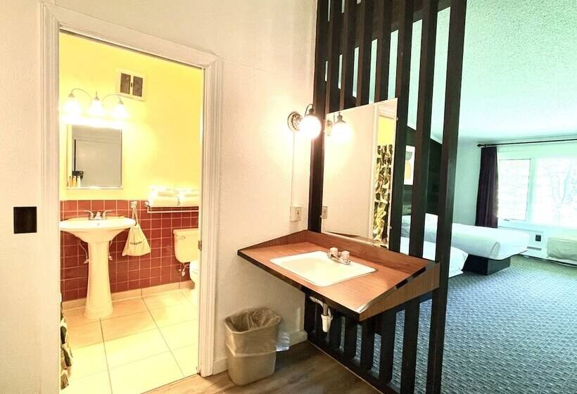 ホテル Toll Road Inn