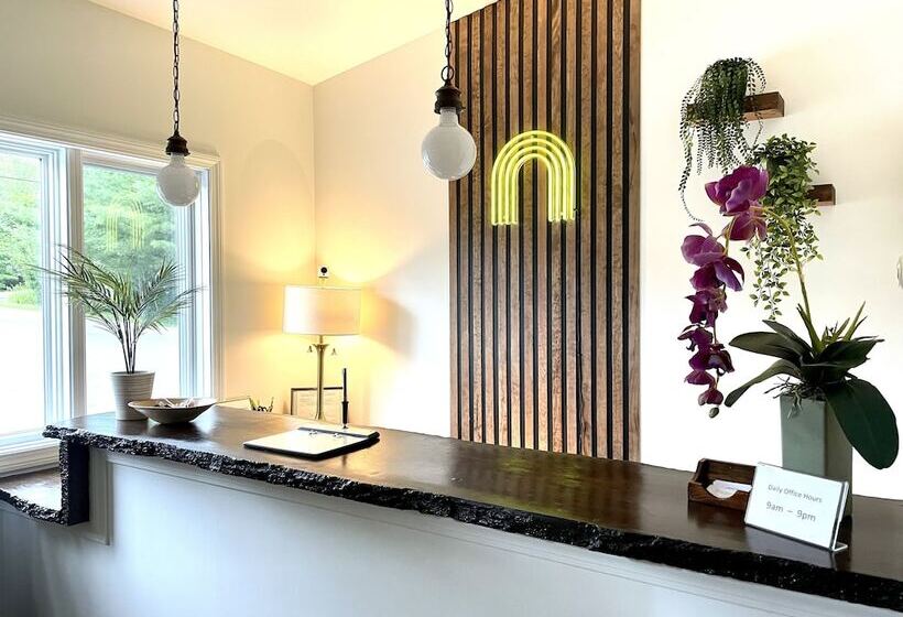 ホテル Toll Road Inn