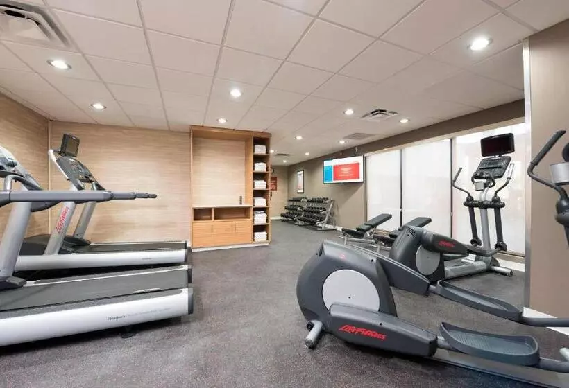 Hotelli Towneplace Suites By Marriott Ontario Mansfield