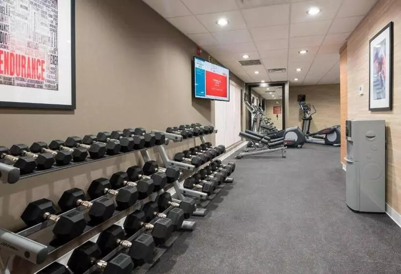 Hotelli Towneplace Suites By Marriott Ontario Mansfield