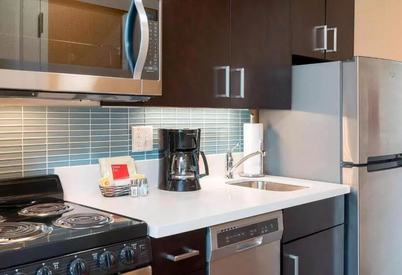 Hotelli Towneplace Suites By Marriott Ontario Mansfield