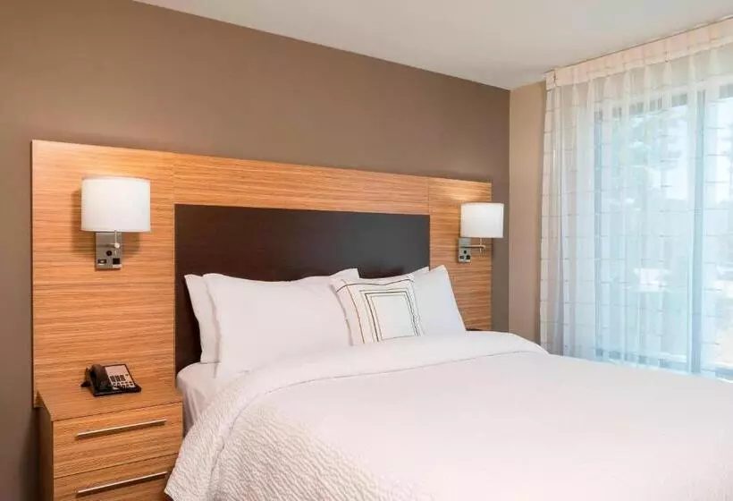 Hotelli Towneplace Suites By Marriott Ontario Mansfield