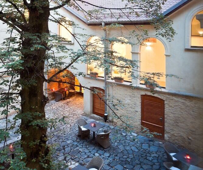 בית מלון כפרי Uroczysko Siedmiu Stawow