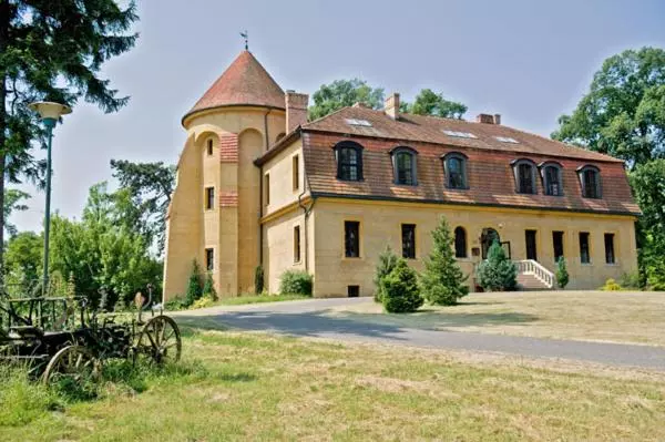 Hotelli Zamek Dobra