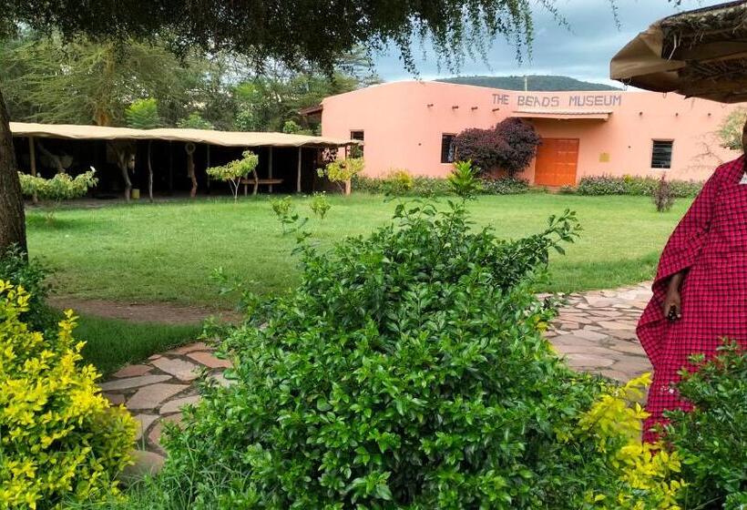 هاستل Beats Of Beads Trust