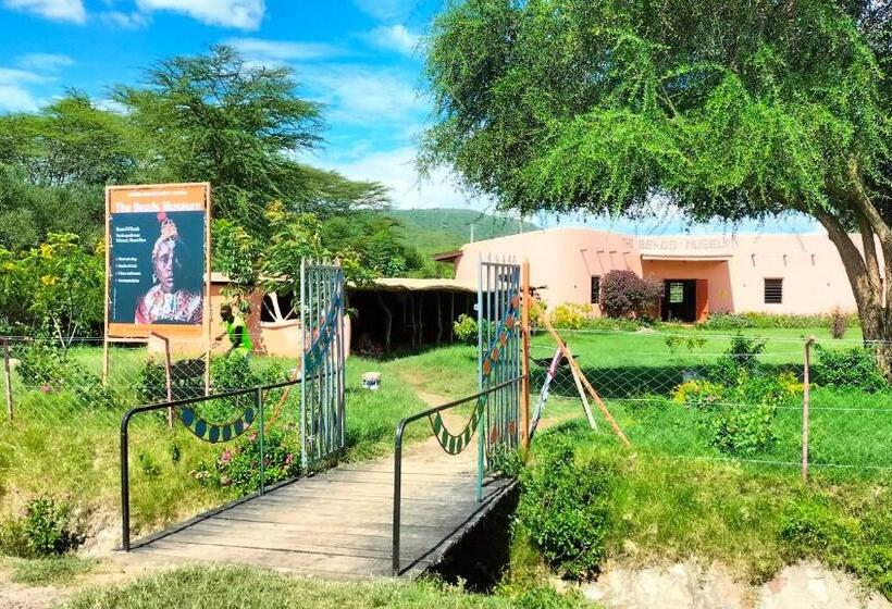 هاستل Beats Of Beads Trust