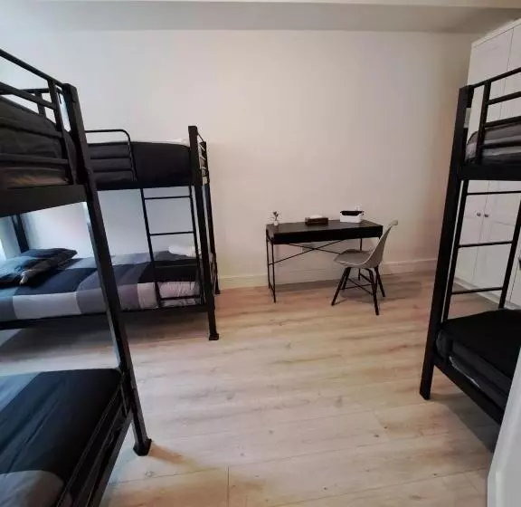 هاستل Room In Dublin 8 / Cosy House