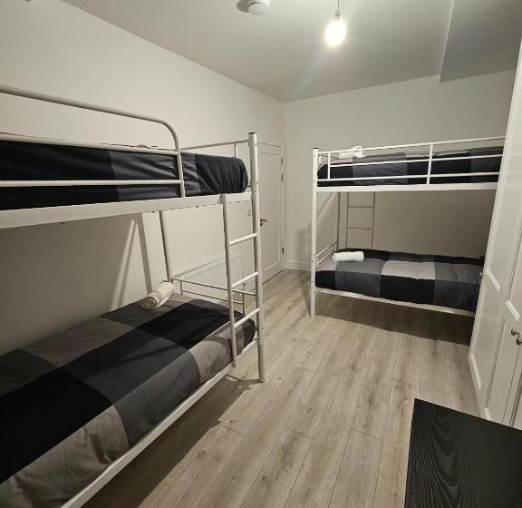 旅馆 Room In Dublin 8 / Cosy House
