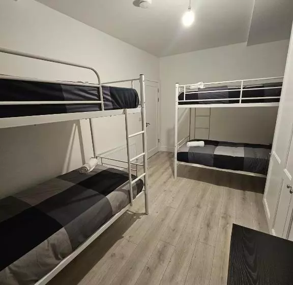 هاستل Room In Dublin 8 / Cosy House
