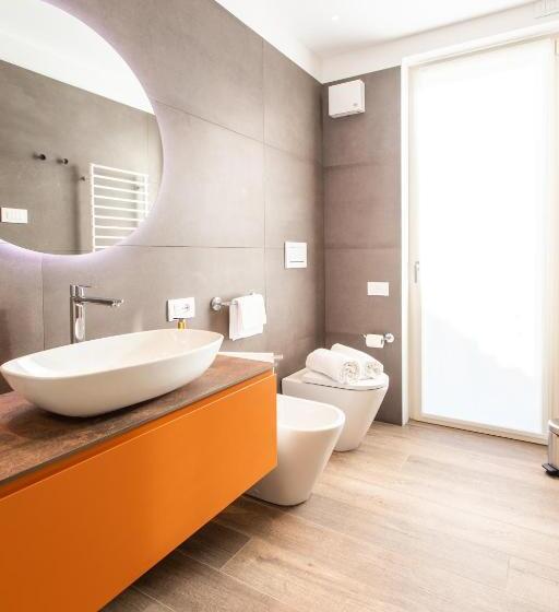 تختخواب و صبحانه Re Ottone Rooms