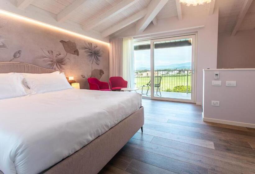 تختخواب و صبحانه Re Ottone Rooms