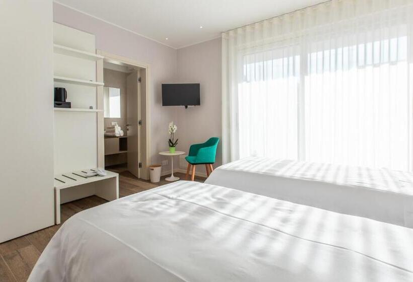 تختخواب و صبحانه Re Ottone Rooms