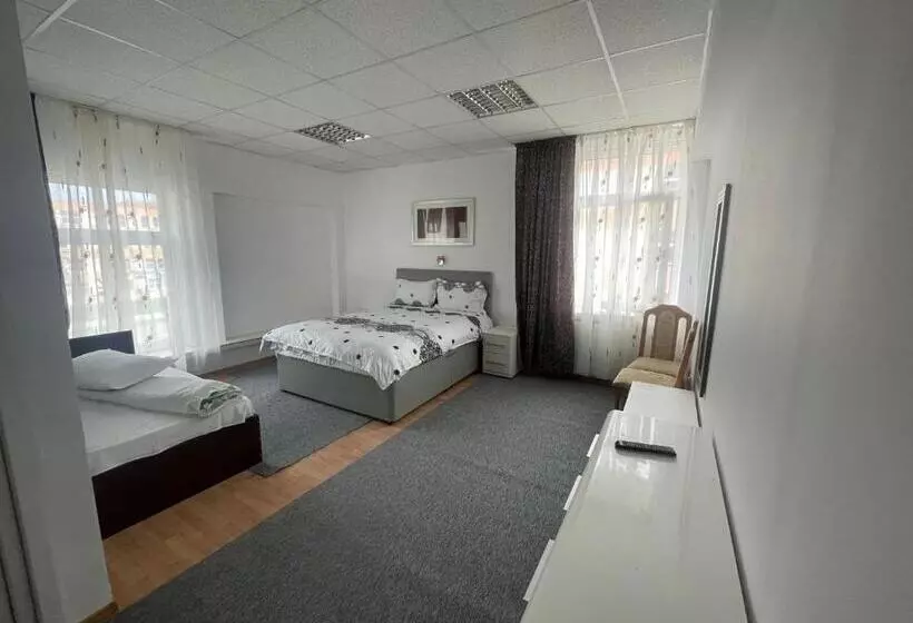 Complex Garsoniere. Studio Rentals