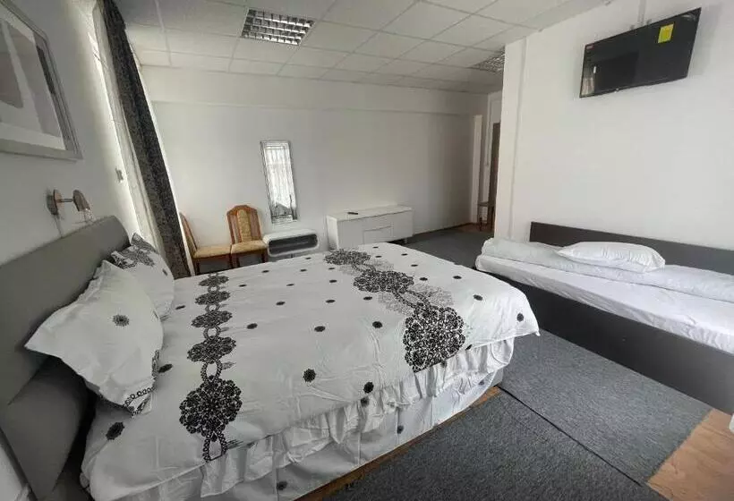 Complex Garsoniere. Studio Rentals