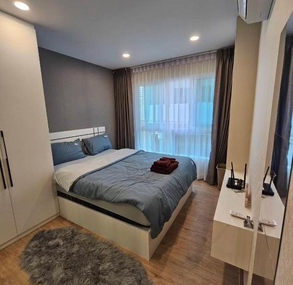 ホテル คอนโดอีสวิลบางแสน