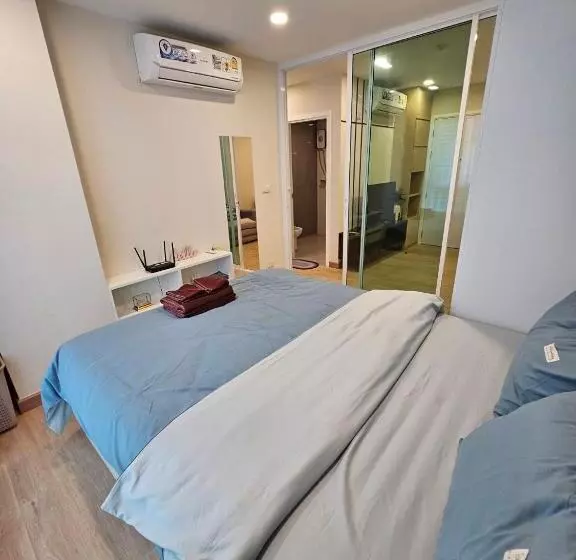 Hotelli คอนโดอีสวิลบางแสน