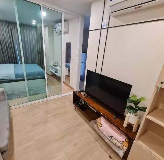 Hotelli คอนโดอีสวิลบางแสน