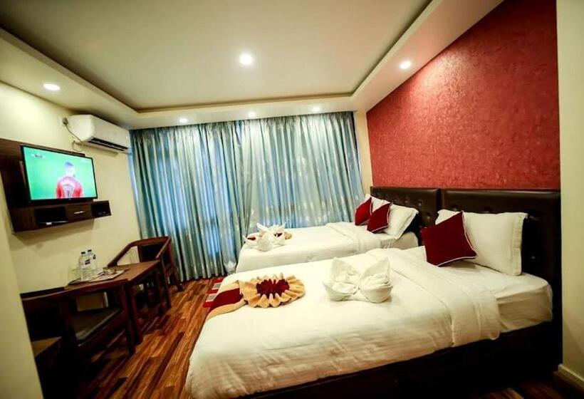 هتل Ananda Bhairav