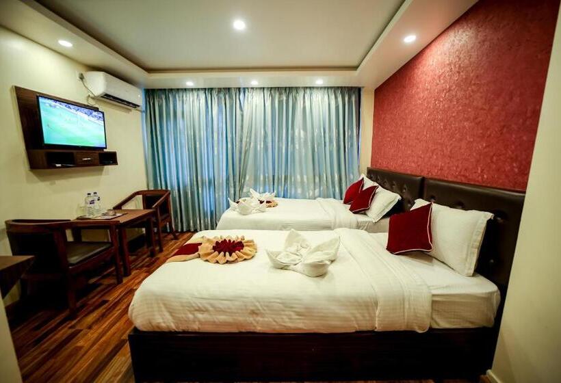 هتل Ananda Bhairav