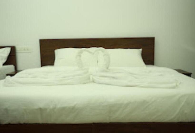 فندق Aroma Inn Kerala