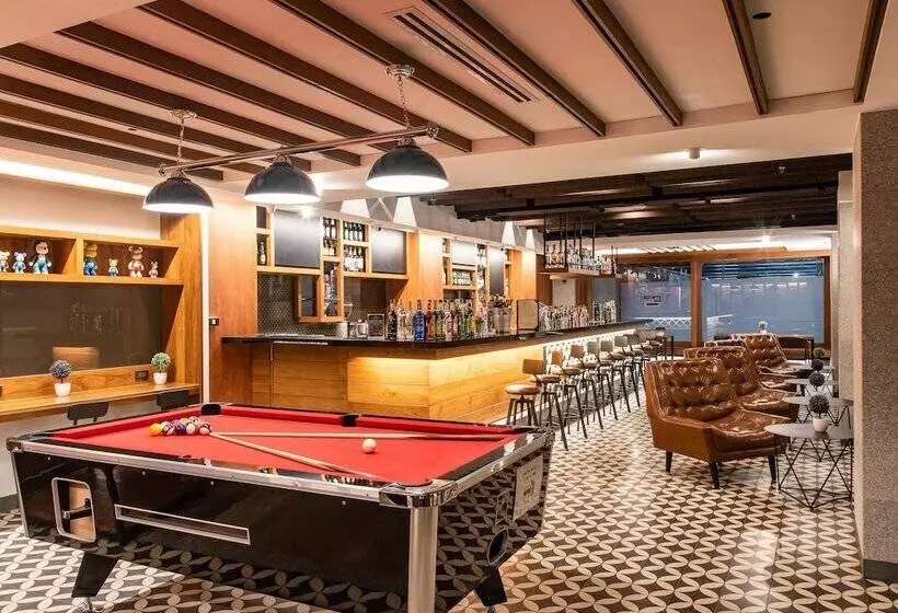 هتل Dang Derm In The Park Khaosan