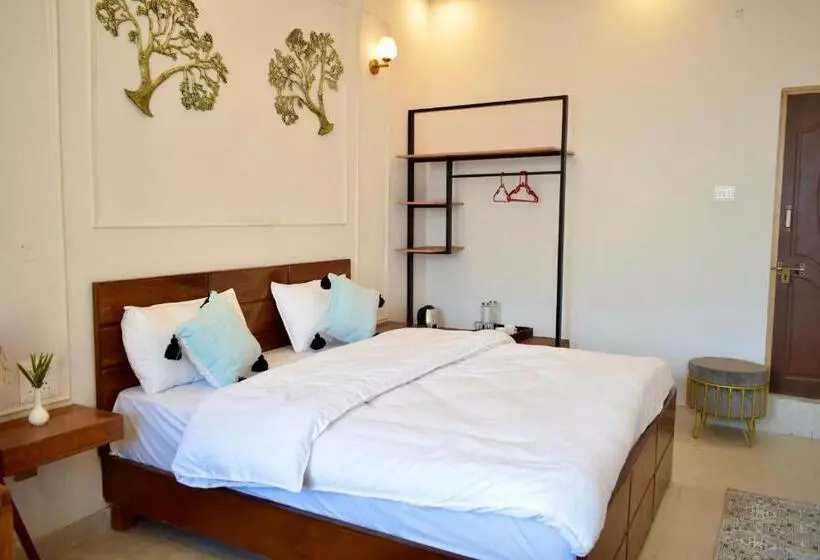 ホテル Humming Bird By Aaryam